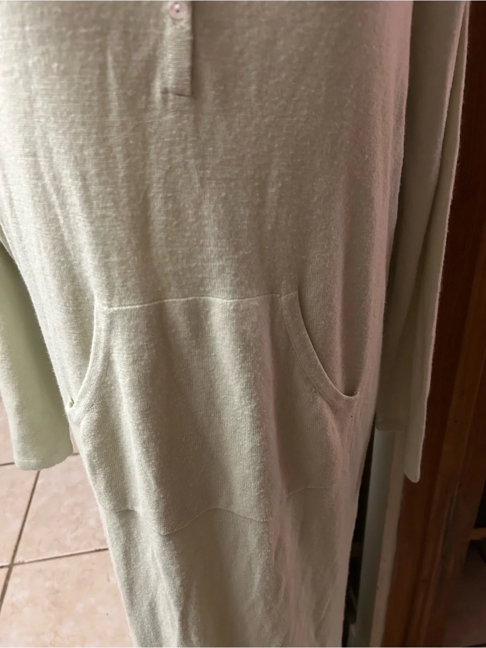Hilliard Hanson intimates Light Green Long Sleeve w/pockets